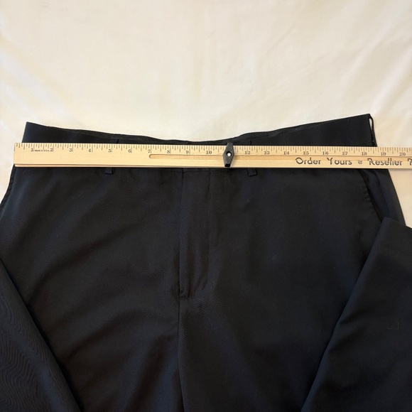 IZOD XFG Golf Pants Men 38x29 Black Flat Front Straight Leg Textured - Picture 7 of 12